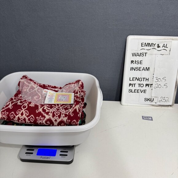 LulaRoe Womens Perfect T Shirt LOT of 2 Size L Floral Geo Print Black Red NEW - Picture 11 of 14